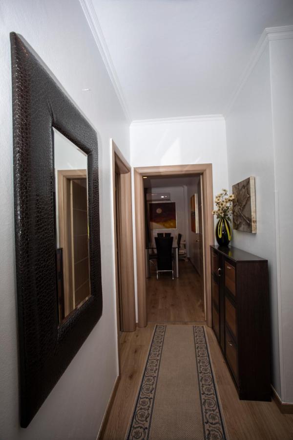 Apartment โกเลม ภายนอก รูปภาพ