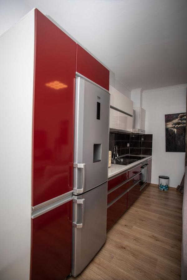 Apartment โกเลม ภายนอก รูปภาพ